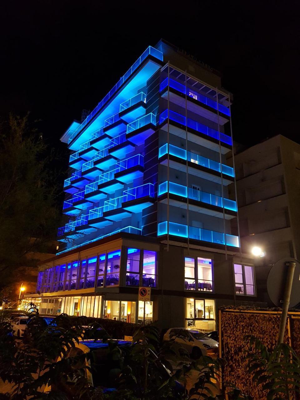 Hotel Diplomatic Риччоне Екстер'єр фото